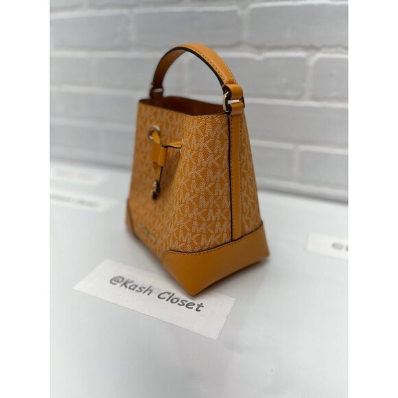 Michael Kors bucket bag mercer small drawstring messenger purse honeycomb multi - Picture 3 of 12